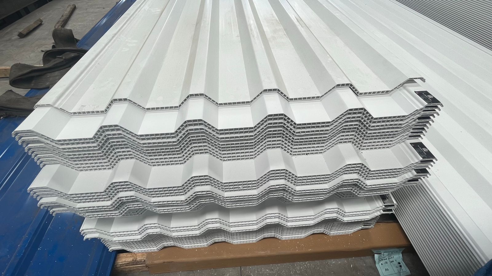 Atap Upvc Hi Roof 10mm X 83cm–White Doff Bekasi 08128092871